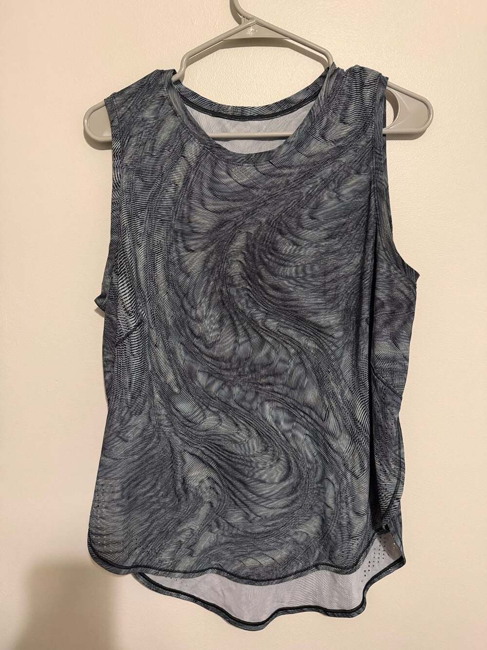 Lululemon High-Neck Split-Hem Run Tank Top in Dimensional Icing Blue Multi